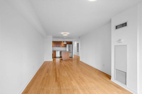 Photo 12 at 1436 - 250 Wellington Street W, Waterfront Communities C1, Toronto