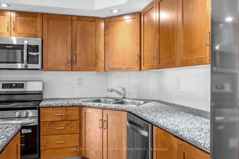 Photo 16 at 1436 - 250 Wellington Street W, Waterfront Communities C1, Toronto