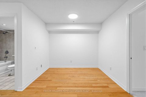 Photo 20 at 1436 - 250 Wellington Street W, Waterfront Communities C1, Toronto