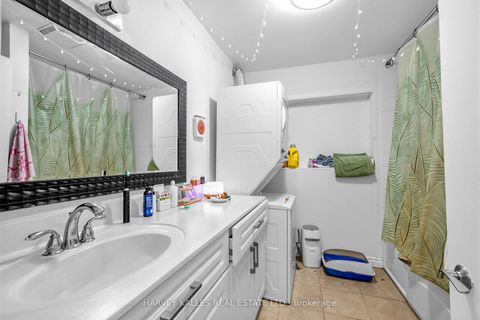 Photo 8 at 506 Adelaide Street W, Waterfront Communities C1, Toronto