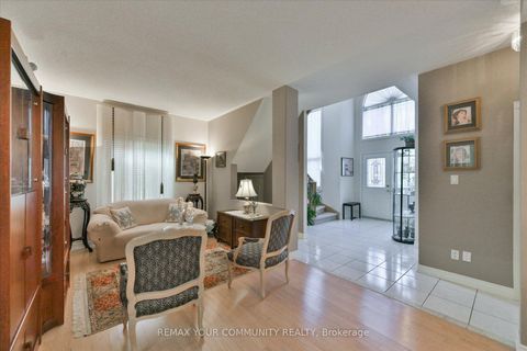 Photo 3 at 153 Estate Garden Drive, Oak Ridges, Richmond Hill