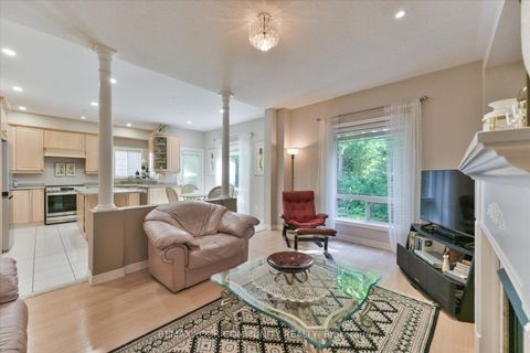 Photo 15 at 153 Estate Garden Drive, Oak Ridges, Richmond Hill