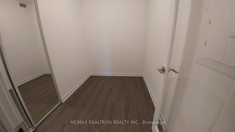 Photo 17 at 1207 - 1 Yorkville Avenue, Annex, Toronto