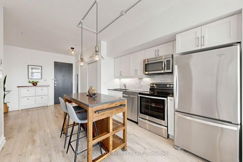 Photo 14 at 2304 - 105 The Queensway Avenue, Swansea, Toronto