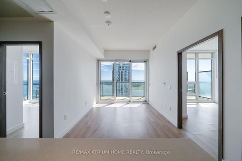 Photo 11 at 4510 - 3 Concord Cityplace Way, Waterfront Communities C1, Toronto