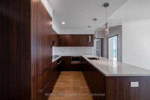 Photo 12 at 4510 - 3 Concord Cityplace Way, Waterfront Communities C1, Toronto
