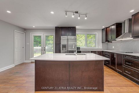 Photo 9 at 2070 St. Paul Road, Alcona, Innisfil