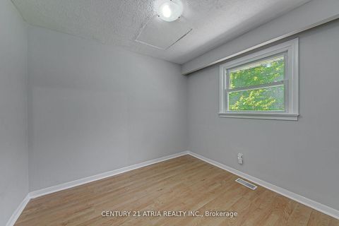 Photo 23 at 2070 St. Paul Road, Alcona, Innisfil