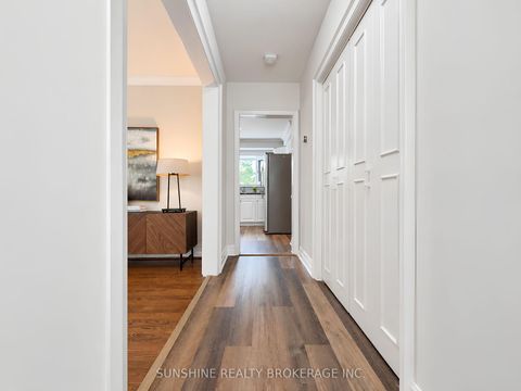Photo 1 at 48 Bellbury Crescent, Don Valley Village, Toronto