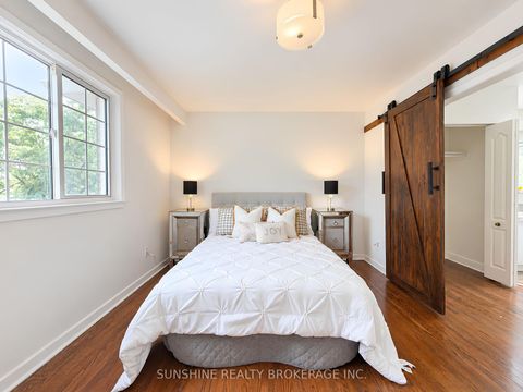 Photo 25 at 48 Bellbury Crescent, Don Valley Village, Toronto