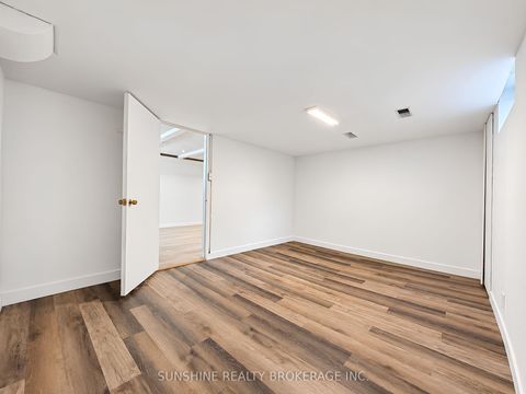 Photo 44 at 48 Bellbury Crescent, Don Valley Village, Toronto