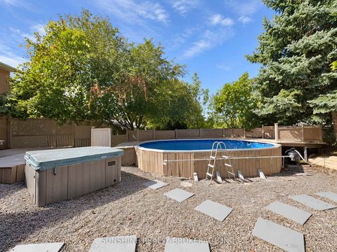 Photo 48 at 48 Bellbury Crescent, Don Valley Village, Toronto