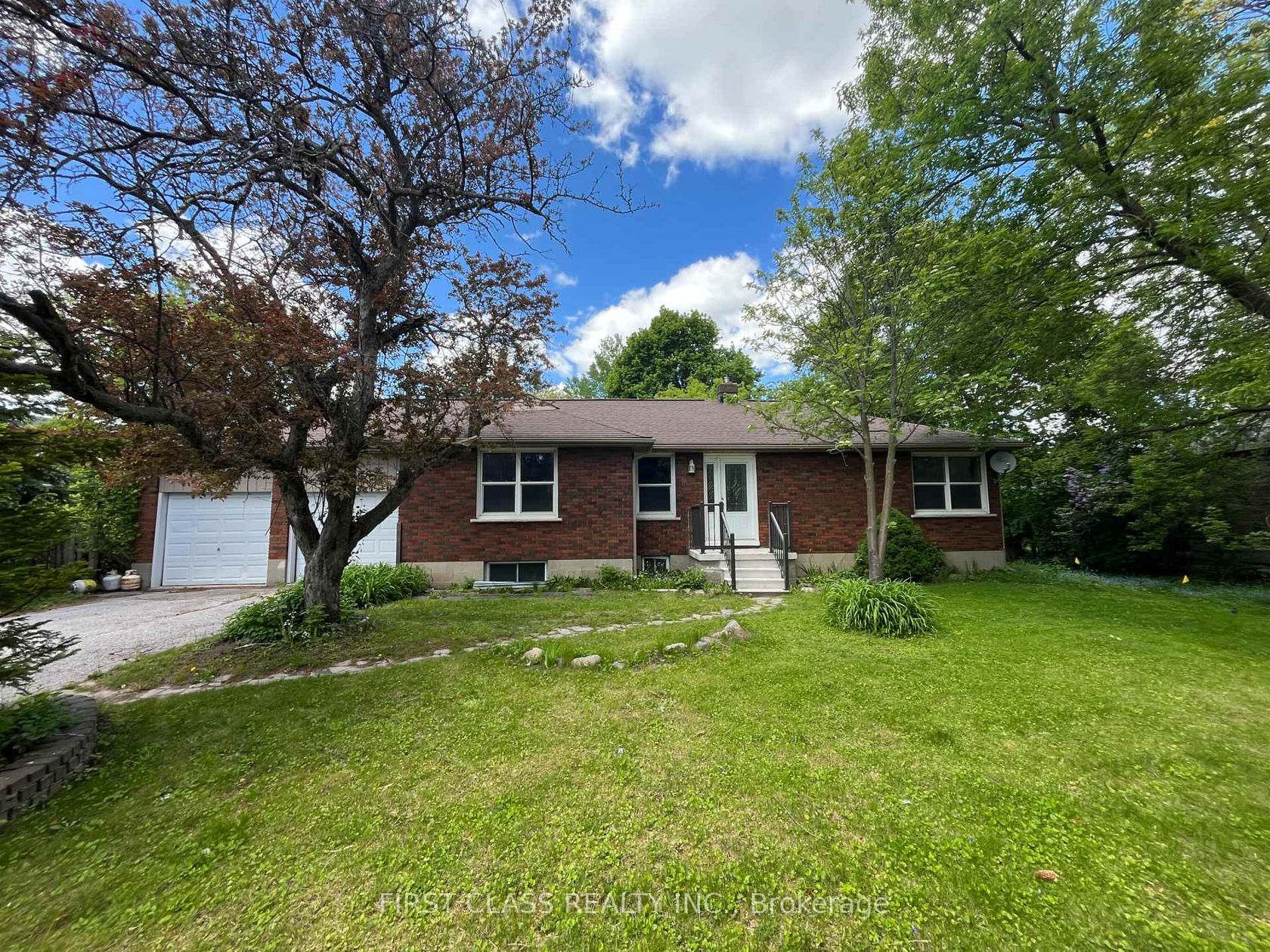 66 North Lake Road, Oak Ridges Lake Wilcox, Richmond Hill photo number 2