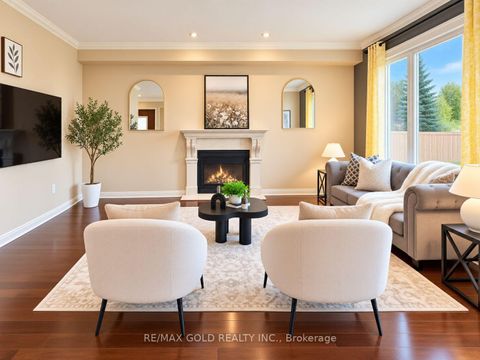 Photo 4 at 3 Prince William Way, Shore, Barrie