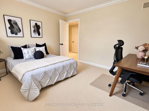 Photo 18 at 3 Prince William Way, Shore, Barrie