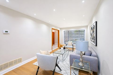 Photo 9 at 8 Loire Court, Clairville, Toronto