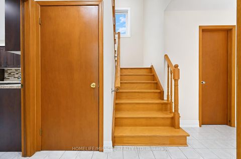 Photo 19 at 8 Loire Court, Clairville, Toronto