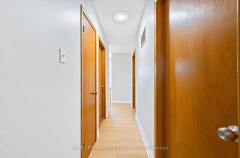 Photo 21 at 8 Loire Court, Clairville, Toronto