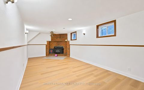 Photo 39 at 8 Loire Court, Clairville, Toronto