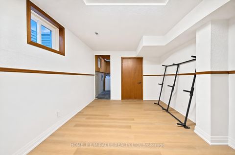 Photo 42 at 8 Loire Court, Clairville, Toronto
