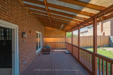 Photo 47 at 8 Loire Court, Clairville, Toronto