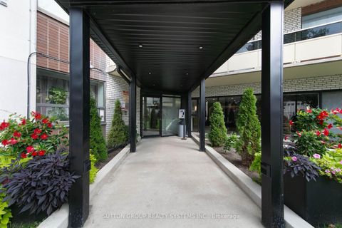 Photo 1 at 209 - 921 Midland Avenue, Eglinton East, Toronto