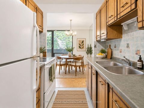 Photo 4 at 209 - 921 Midland Avenue, Eglinton East, Toronto