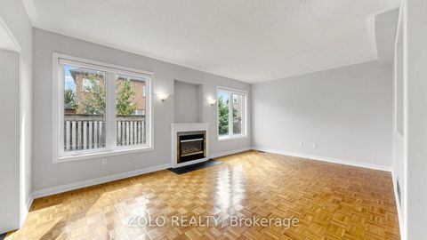 Photo 13 at 19 Waldron Crescent, Oak Ridges, Richmond Hill