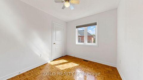 Photo 31 at 19 Waldron Crescent, Oak Ridges, Richmond Hill