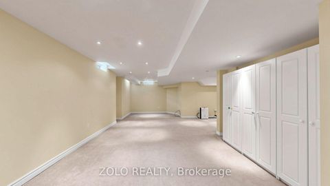 Photo 38 at 19 Waldron Crescent, Oak Ridges, Richmond Hill