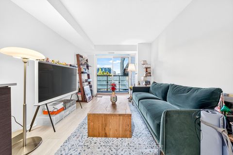 Photo 14 at 322 - 400 Adelaide Street E, Moss Park, Toronto
