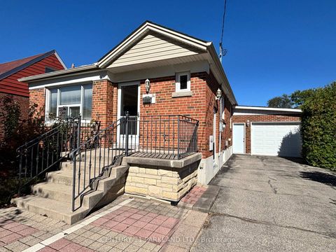 Photo 1 at 14 Orlando Boulevard, Maryvale, Toronto