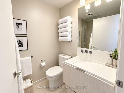 Photo 4 at 4210 - 101 Charles Street E, Yonge Corridor, Toronto