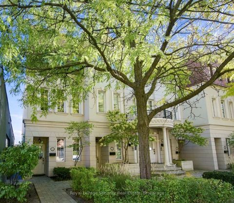 Photo 2 at 16 - 645 Davenport Road, Casa Loma, Toronto
