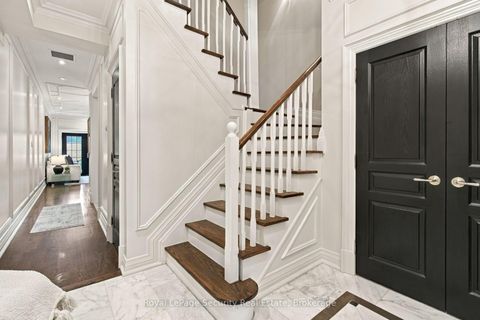 Photo 5 at 16 - 645 Davenport Road, Casa Loma, Toronto