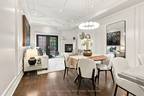 Photo 9 at 16 - 645 Davenport Road, Casa Loma, Toronto