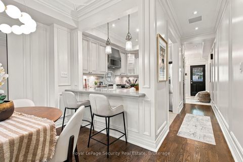 Photo 16 at 16 - 645 Davenport Road, Casa Loma, Toronto