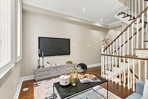 Photo 23 at 16 - 645 Davenport Road, Casa Loma, Toronto