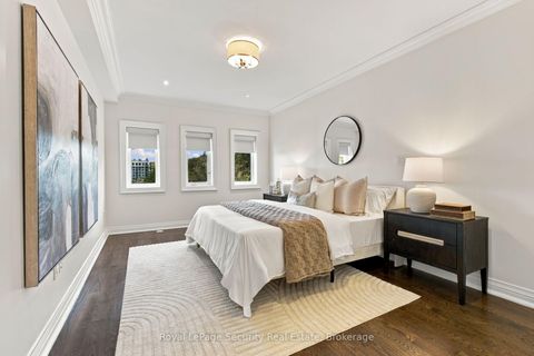 Photo 35 at 16 - 645 Davenport Road, Casa Loma, Toronto