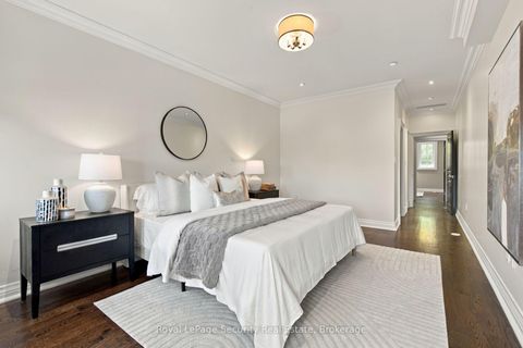 Photo 37 at 16 - 645 Davenport Road, Casa Loma, Toronto