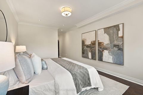 Photo 38 at 16 - 645 Davenport Road, Casa Loma, Toronto