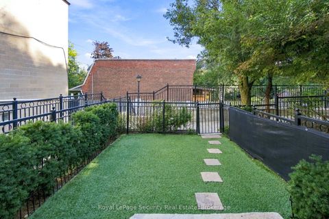 Photo 45 at 16 - 645 Davenport Road, Casa Loma, Toronto