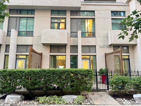 Photo 1 at 110 - 18 Spring Garden Avenue, Willowdale East, Toronto