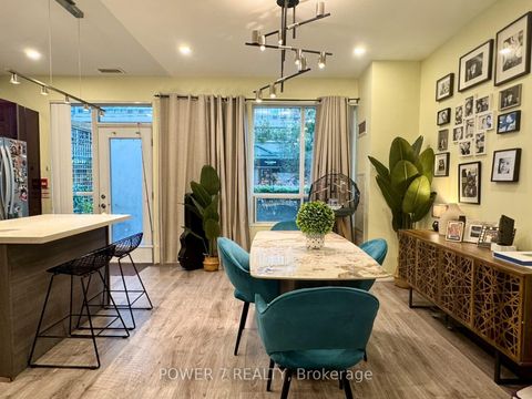Photo 6 at 110 - 18 Spring Garden Avenue, Willowdale East, Toronto