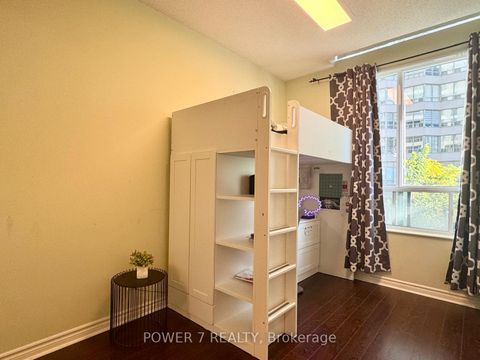 Photo 16 at 110 - 18 Spring Garden Avenue, Willowdale East, Toronto