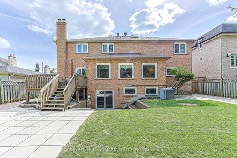 Photo 39 at 252 Dunview Avenue N, Willowdale East, Toronto