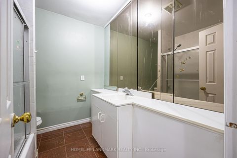 Photo 47 at 252 Dunview Avenue N, Willowdale East, Toronto