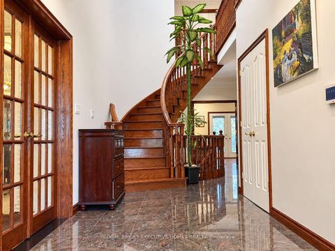 Photo 3 at 375 Princess Avenue, Willowdale East, Toronto
