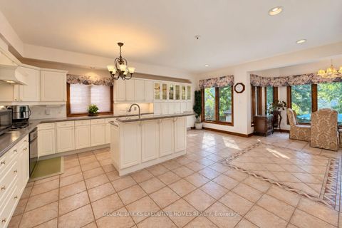 Photo 8 at 375 Princess Avenue, Willowdale East, Toronto