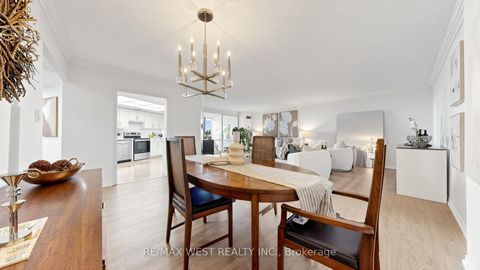 Photo 2 at 706 - 20 Guildwood Parkway, Guildwood, Toronto